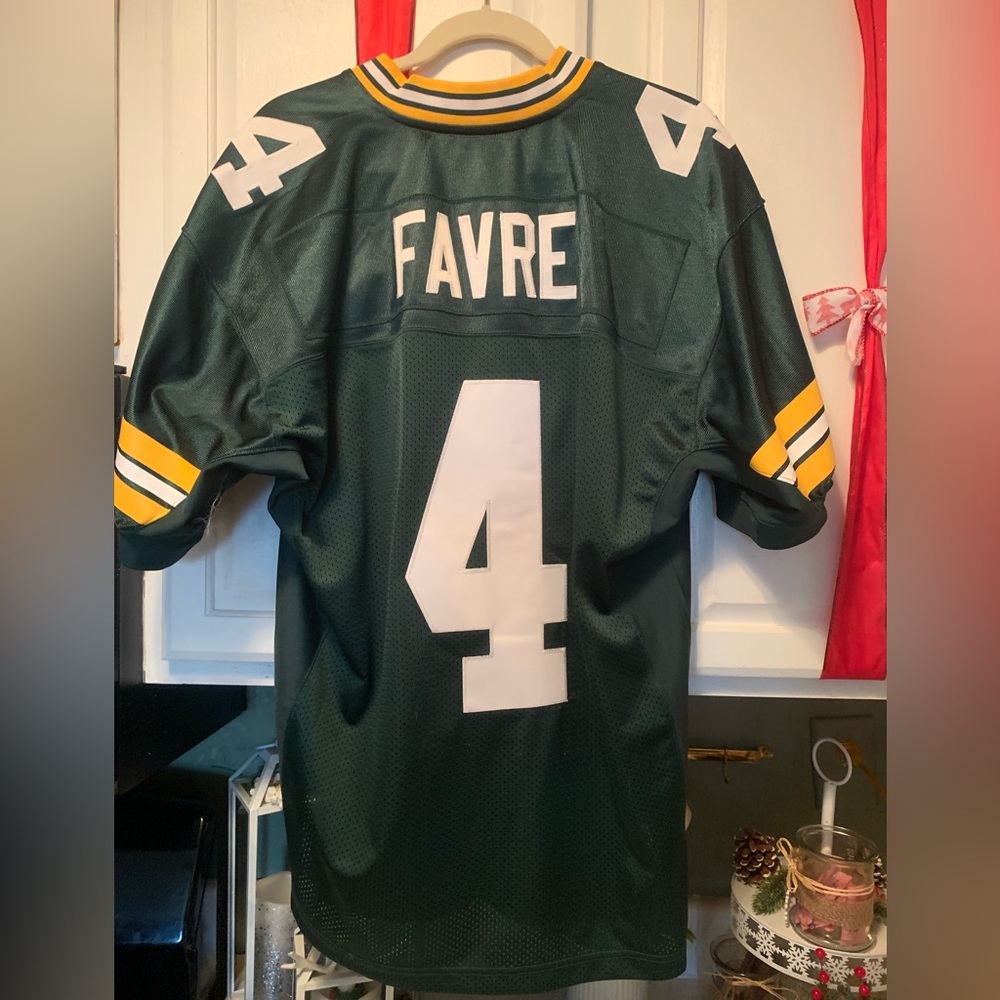 Reebok Green Bay Packers (Brett Favre )NFL Jersey size 46
